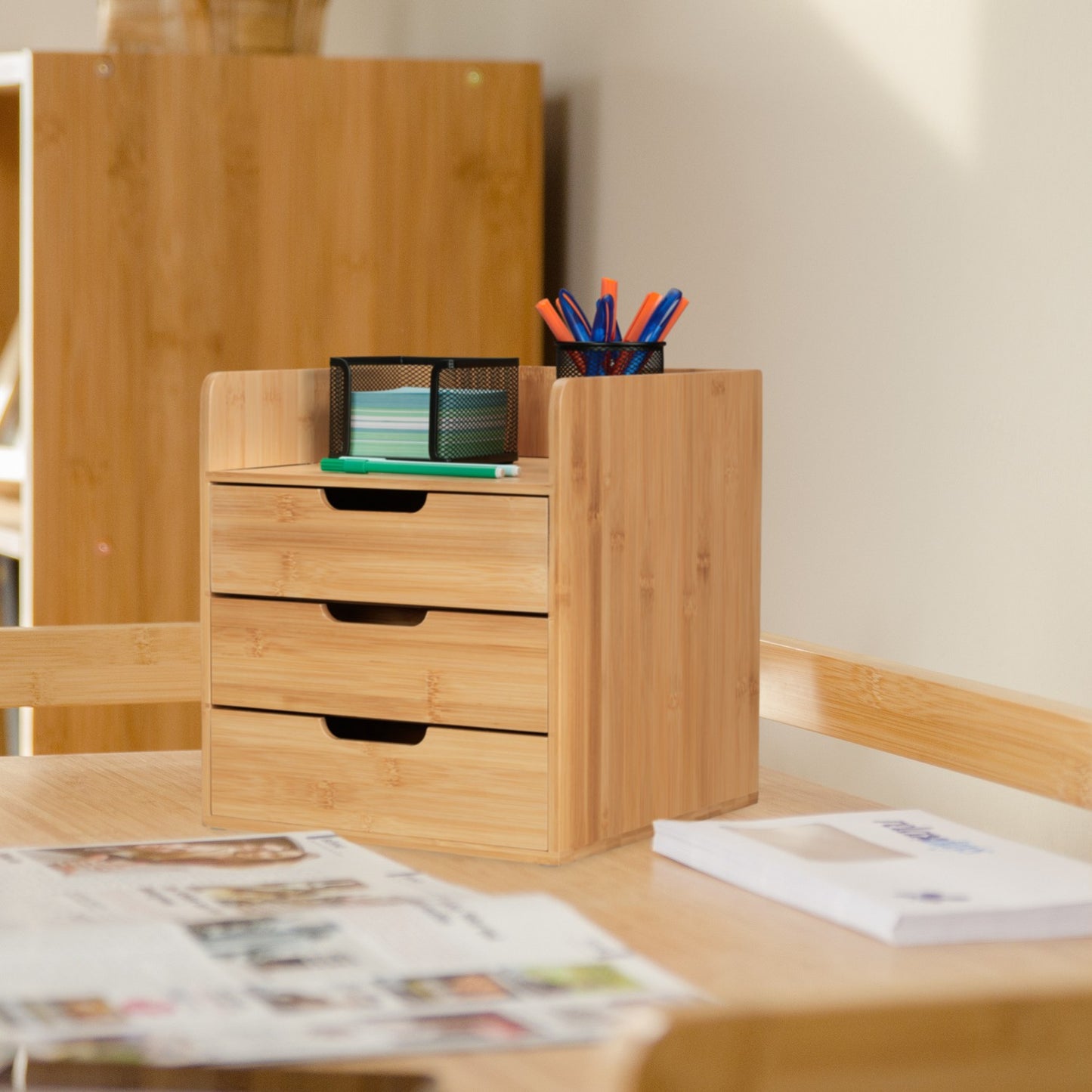 Desk organization with 3 drawers