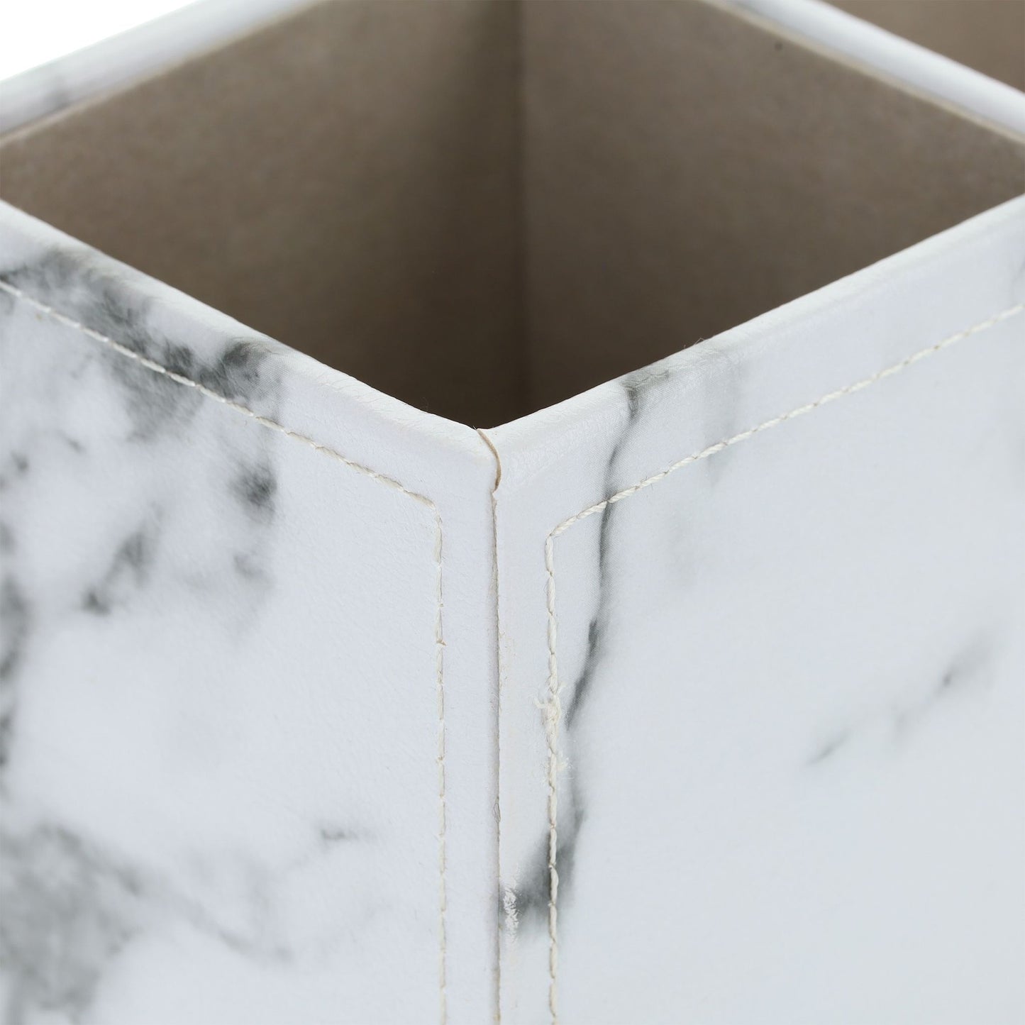 Desk organizer in marble look