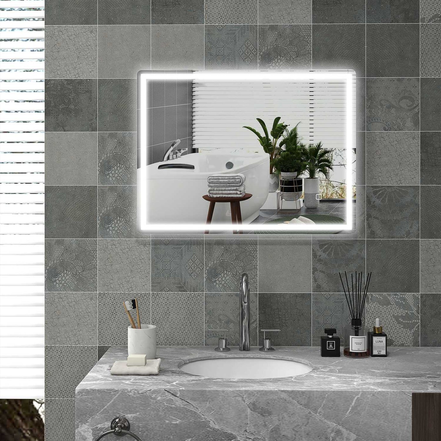 Dimmable 80x60cm bathroom mirror, fog-free with memory