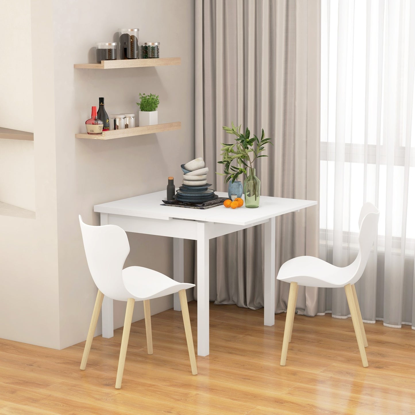 Extendable dining table in white wood for 2-4 people