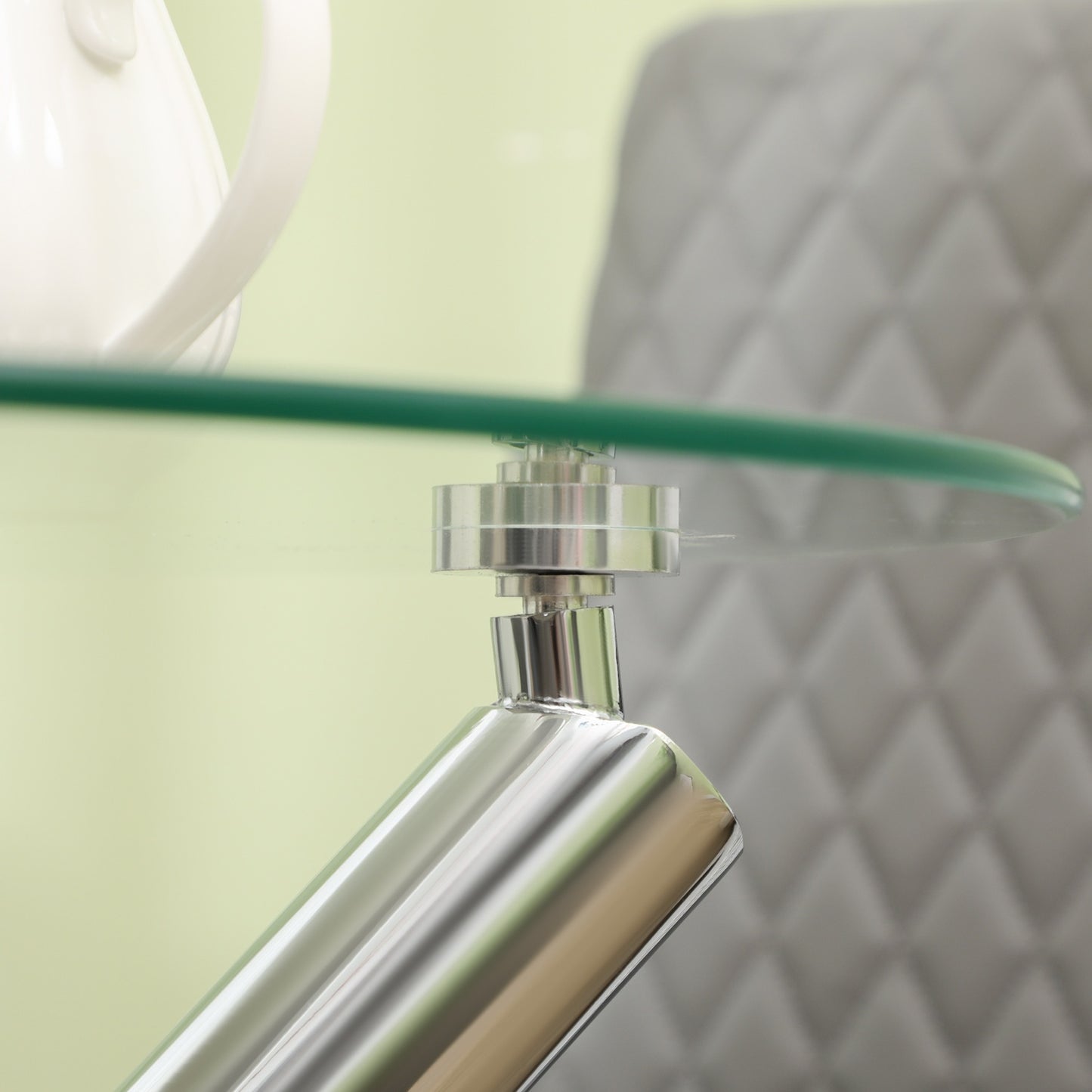 Round glass dining table, Steel base, Seats 4, Ø80 cm