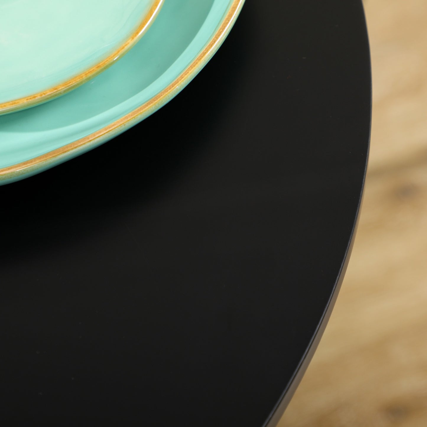 Round dining table, steel legs, non-slip, small spaces