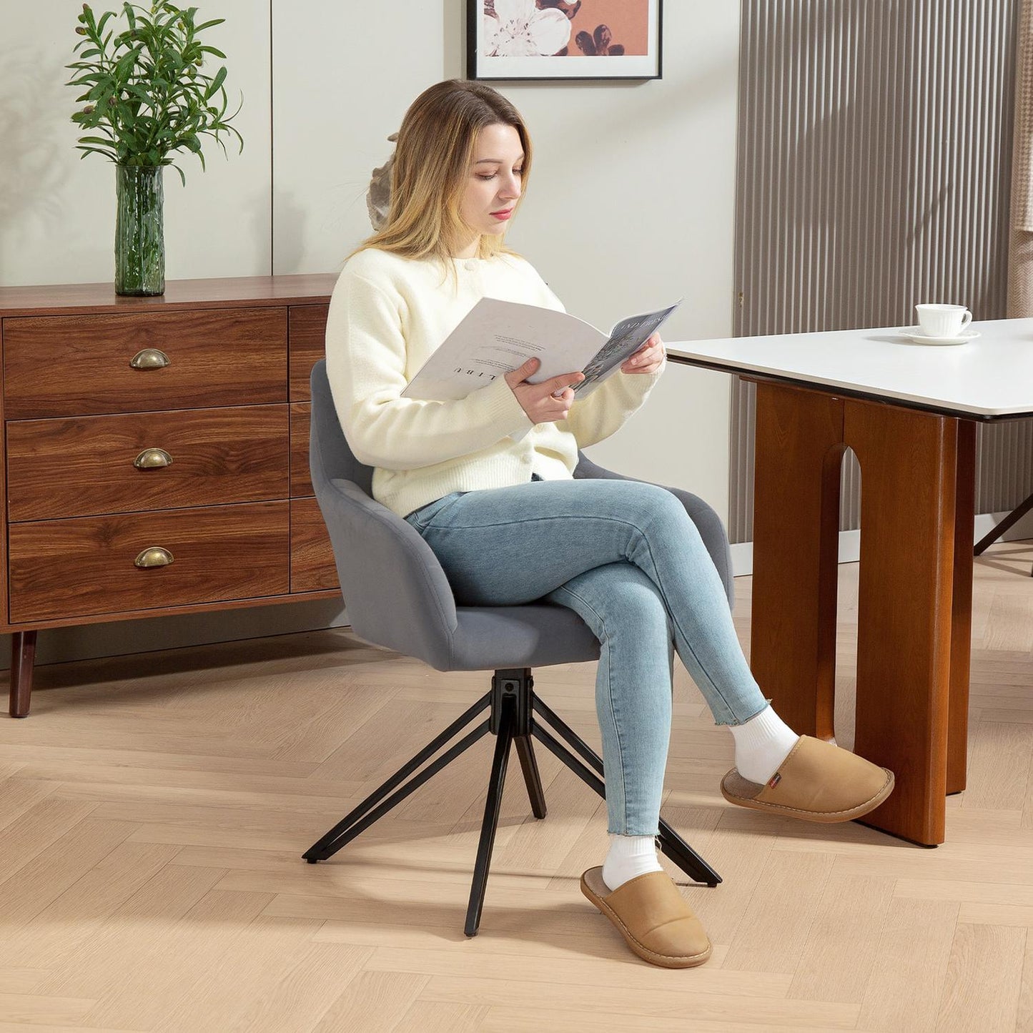Velvet upholstered dining chair with armrests - steel grey