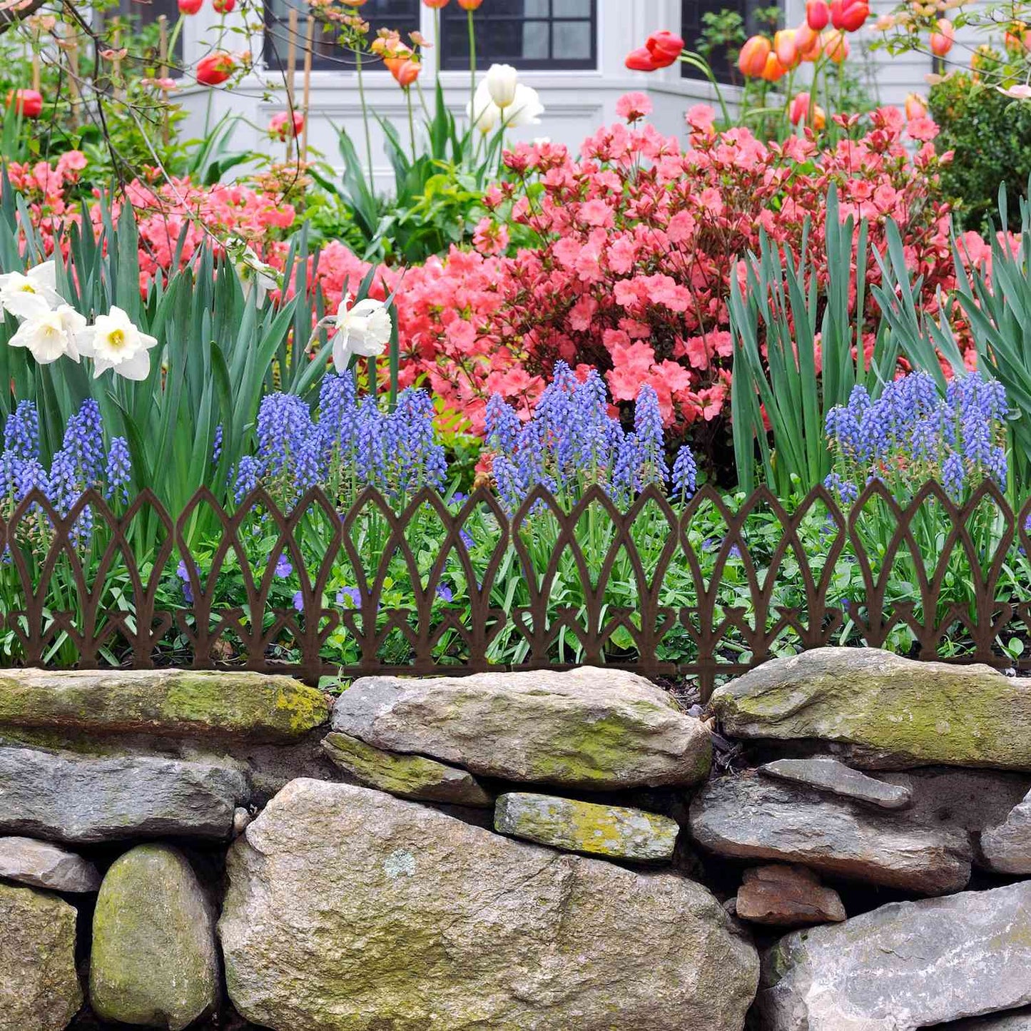 Discount fence vintage 2 panels