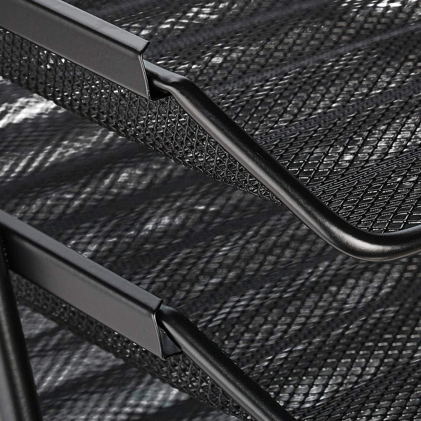 Document compartment with 5 compartments