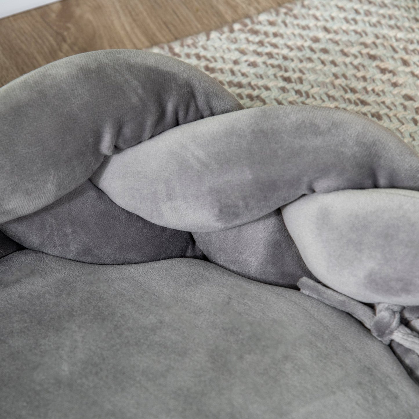 Round velvet dog bed, washable donut cushion sofa