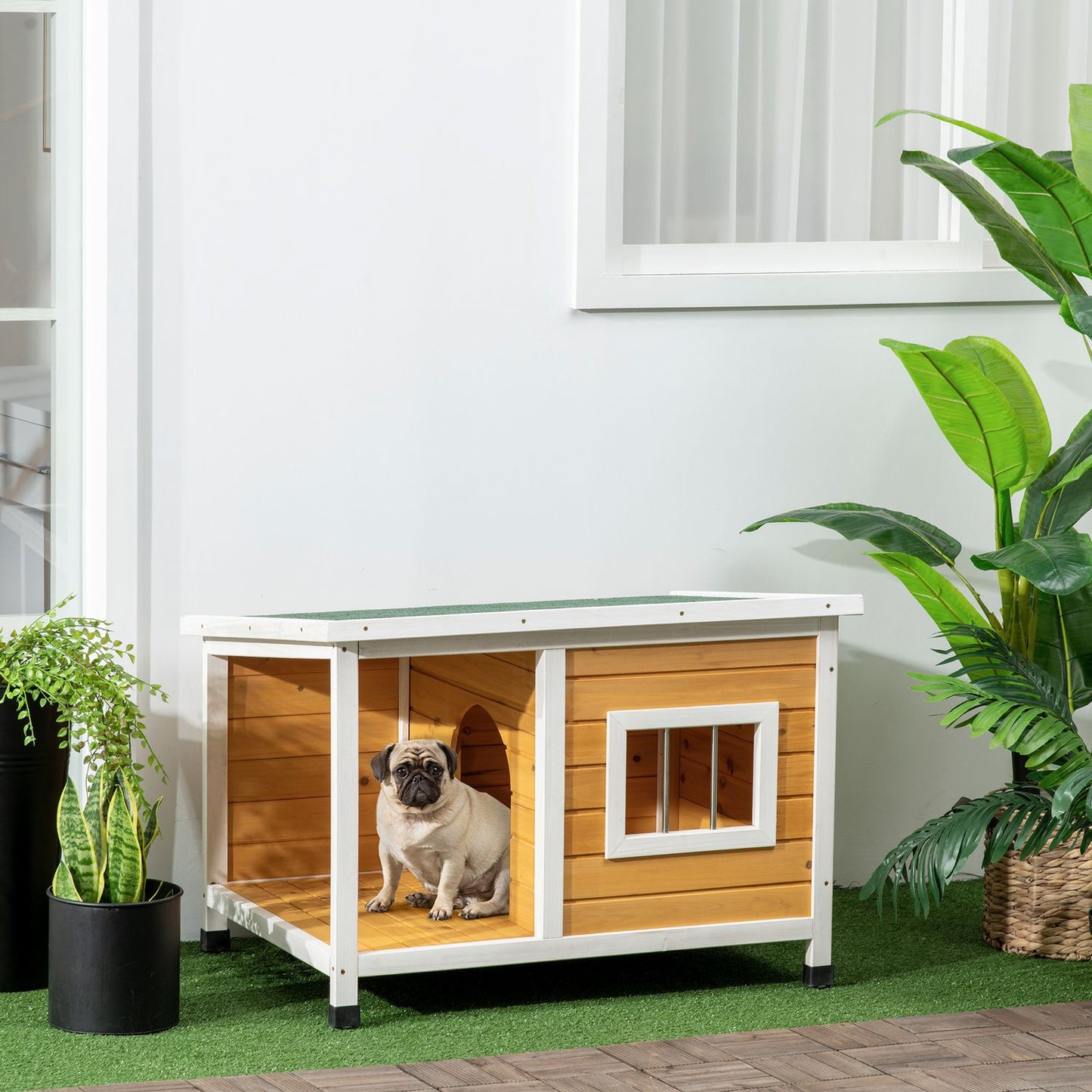 Dog house in fir wood with patio and roof for small dogs