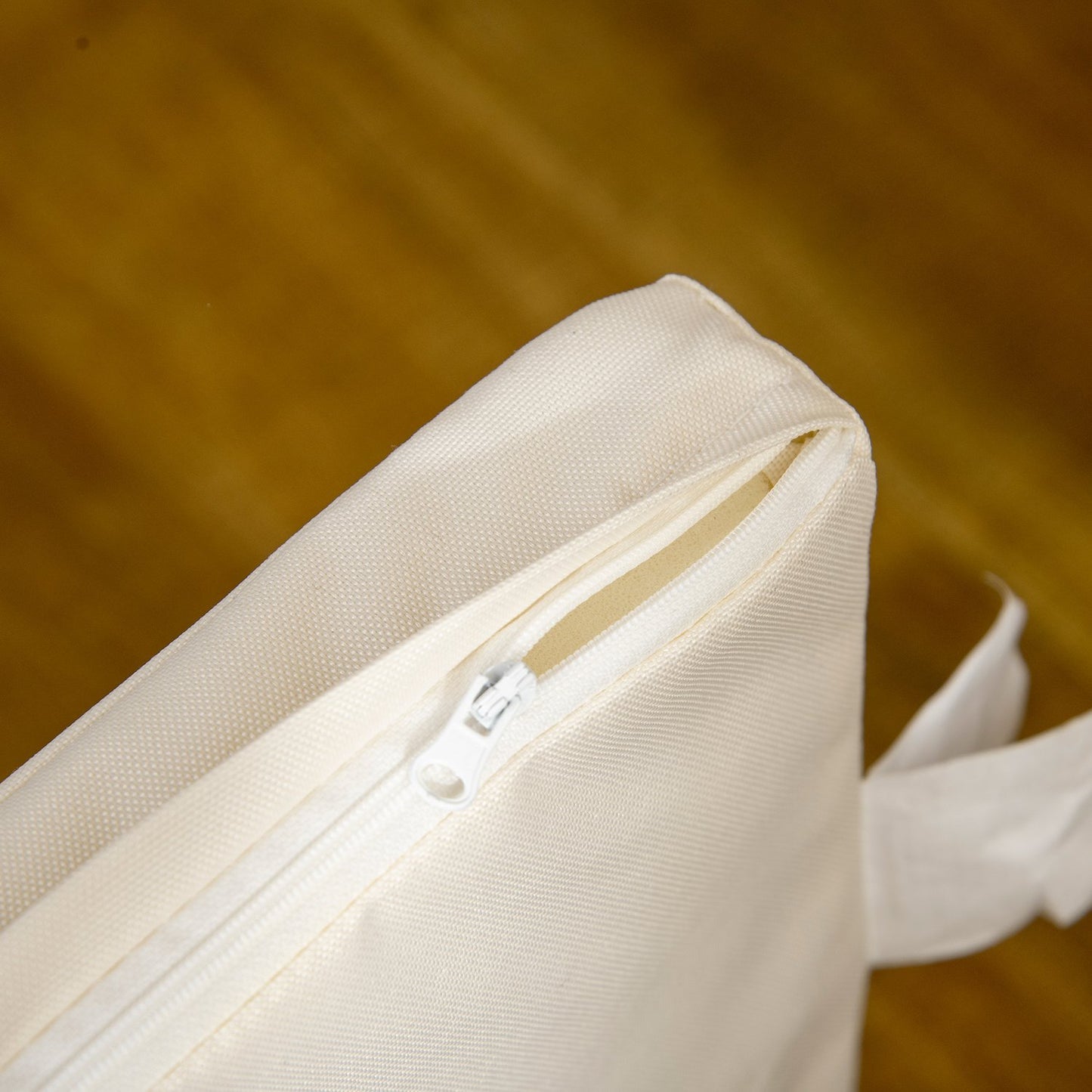 Oak Dog Cage table top, double doors & cushion