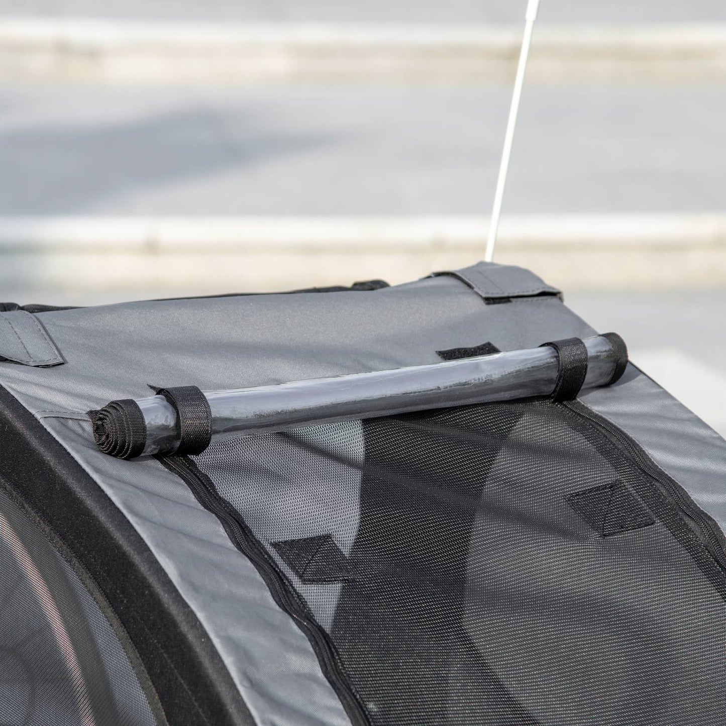 Dog bike trailer - foldable, mesh window, reflectors, black