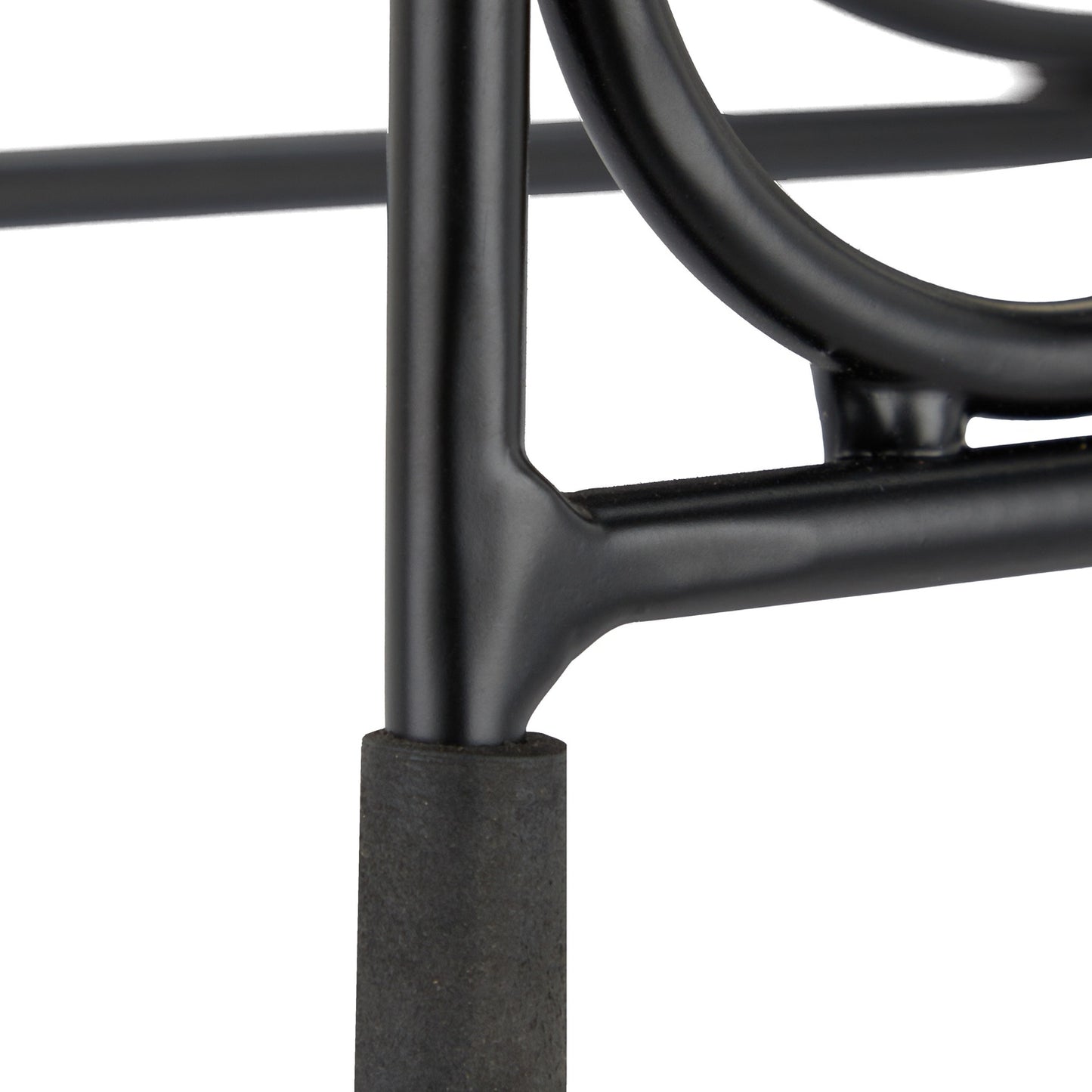 <p>Feeding Station for Cats and Dogs keeps your pet's dining area clean and organized. This sturdy iron frame with non-slip feet ensures stability, while stainless steel bowls offer easy maintenance.</p>

<ul>
<li>Prevent spills with a stable, non-slip de