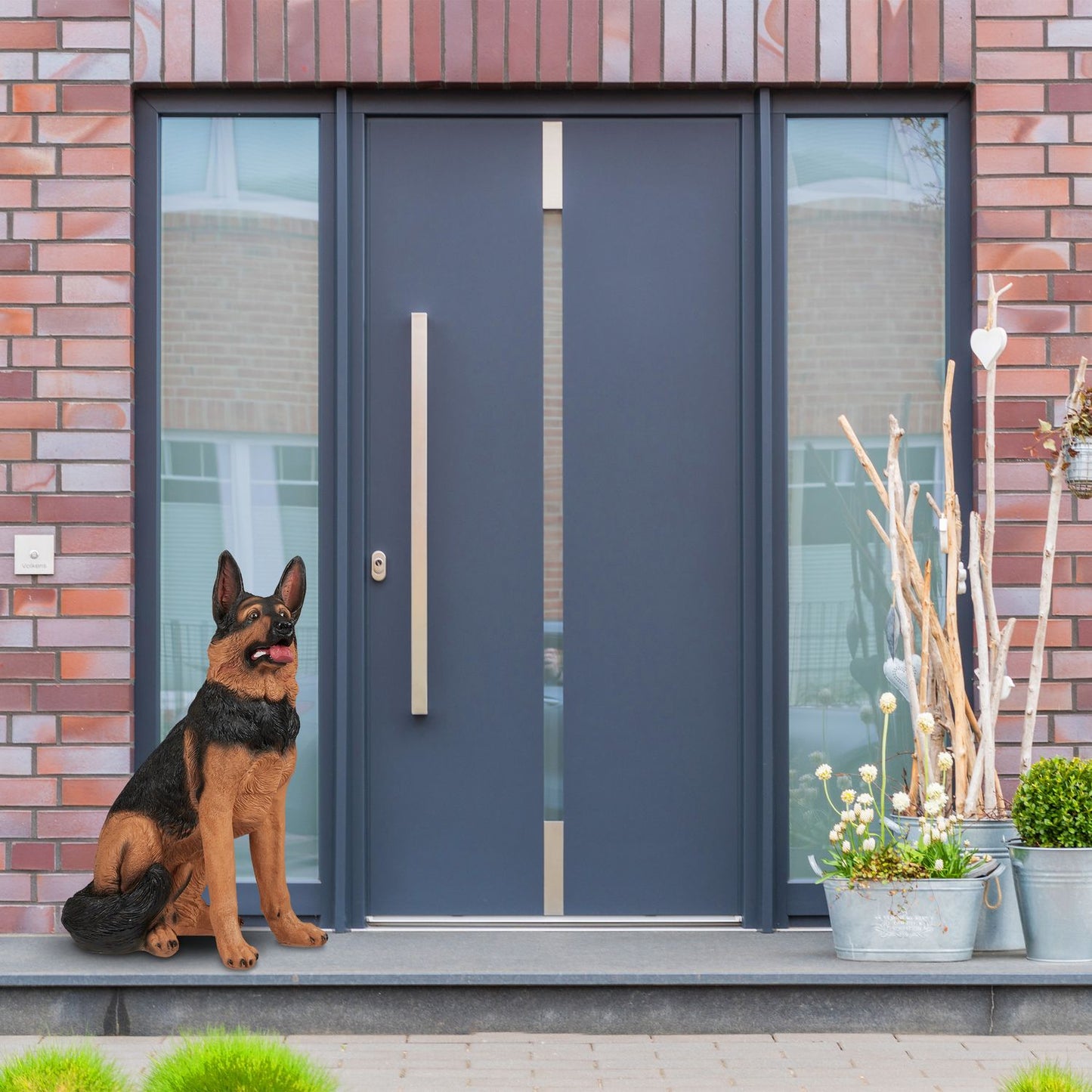 Dog statue - German shepherd