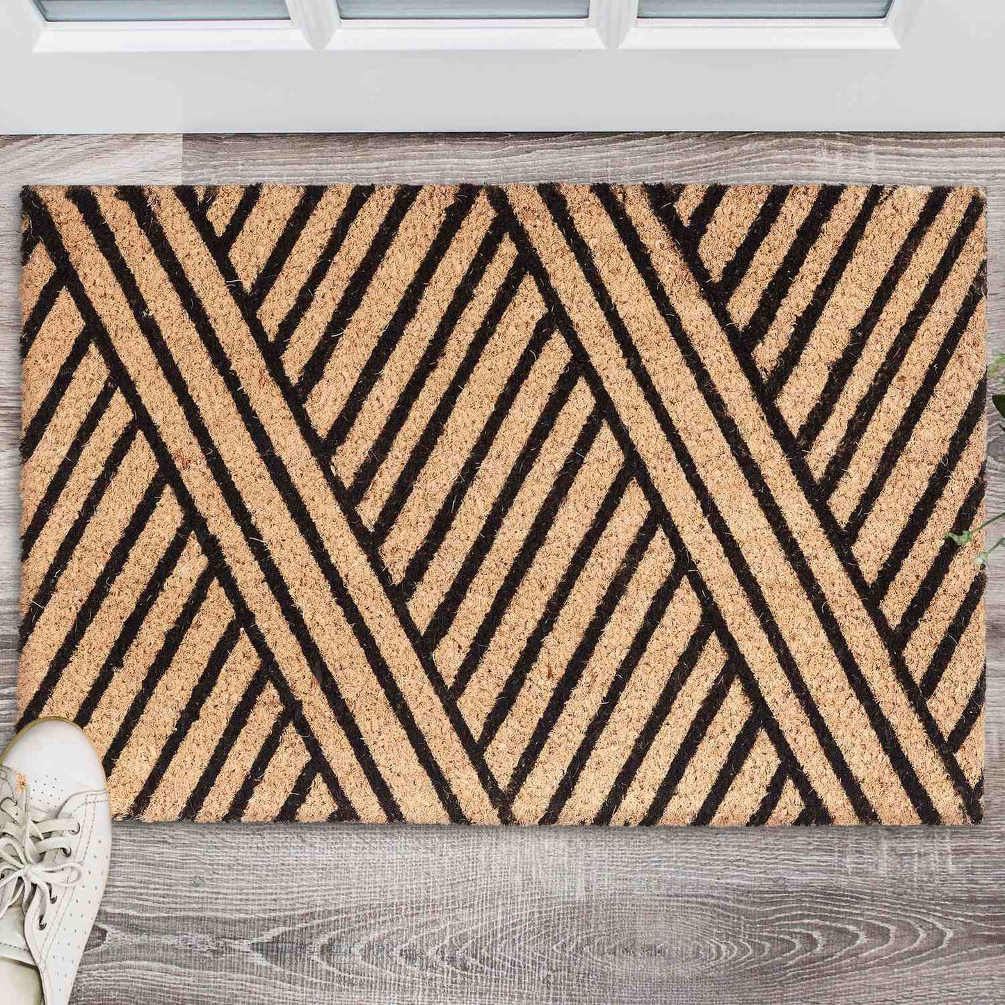 Door mat coconut fiber black stripes