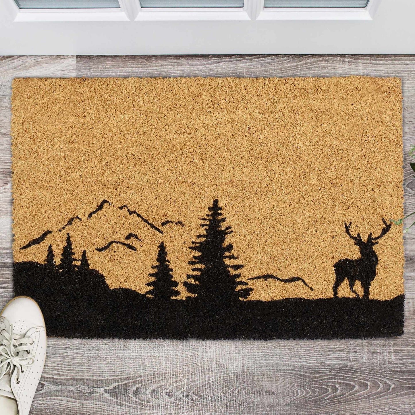 Doormat coconut fiber with deer motif
