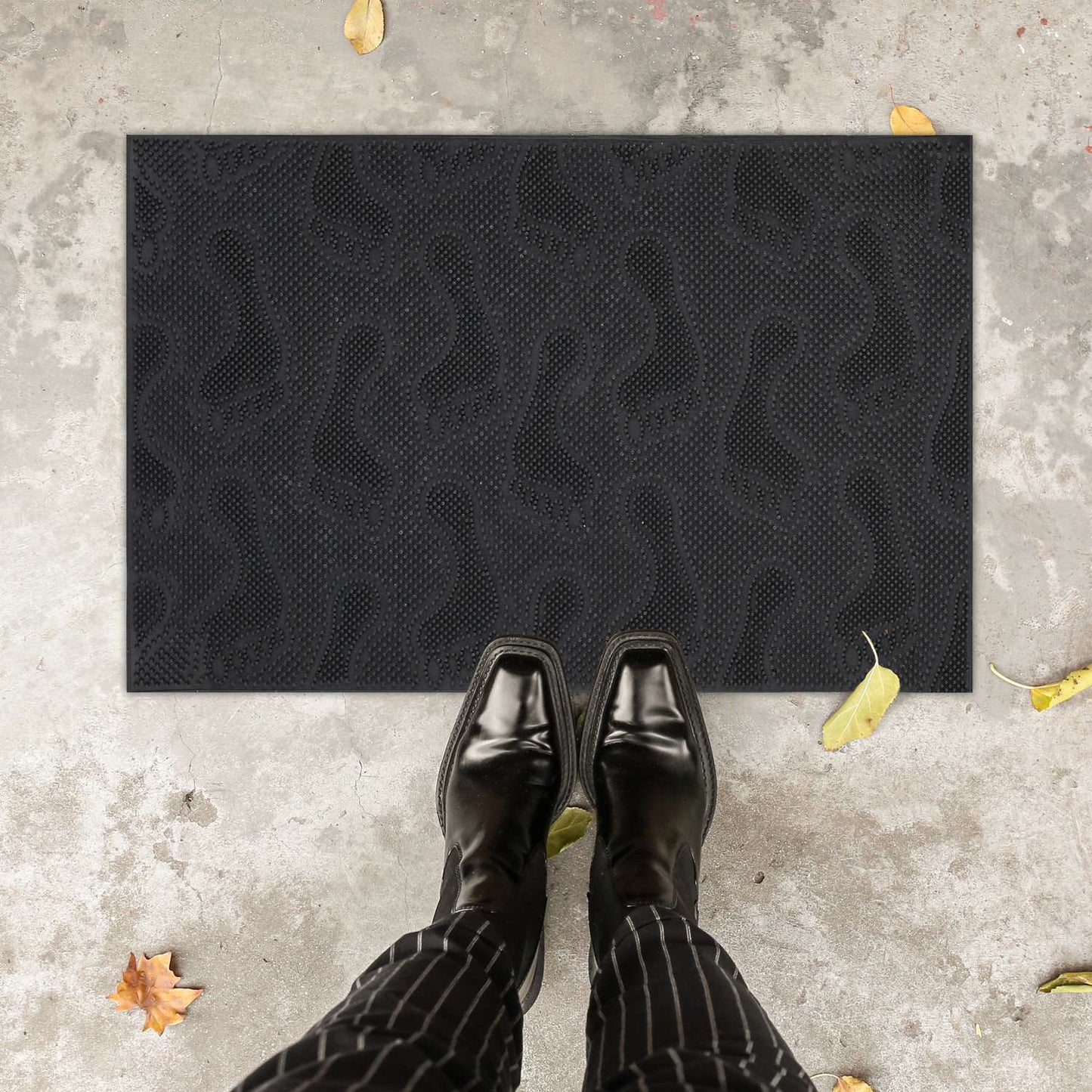 Door mat rubber design footprint