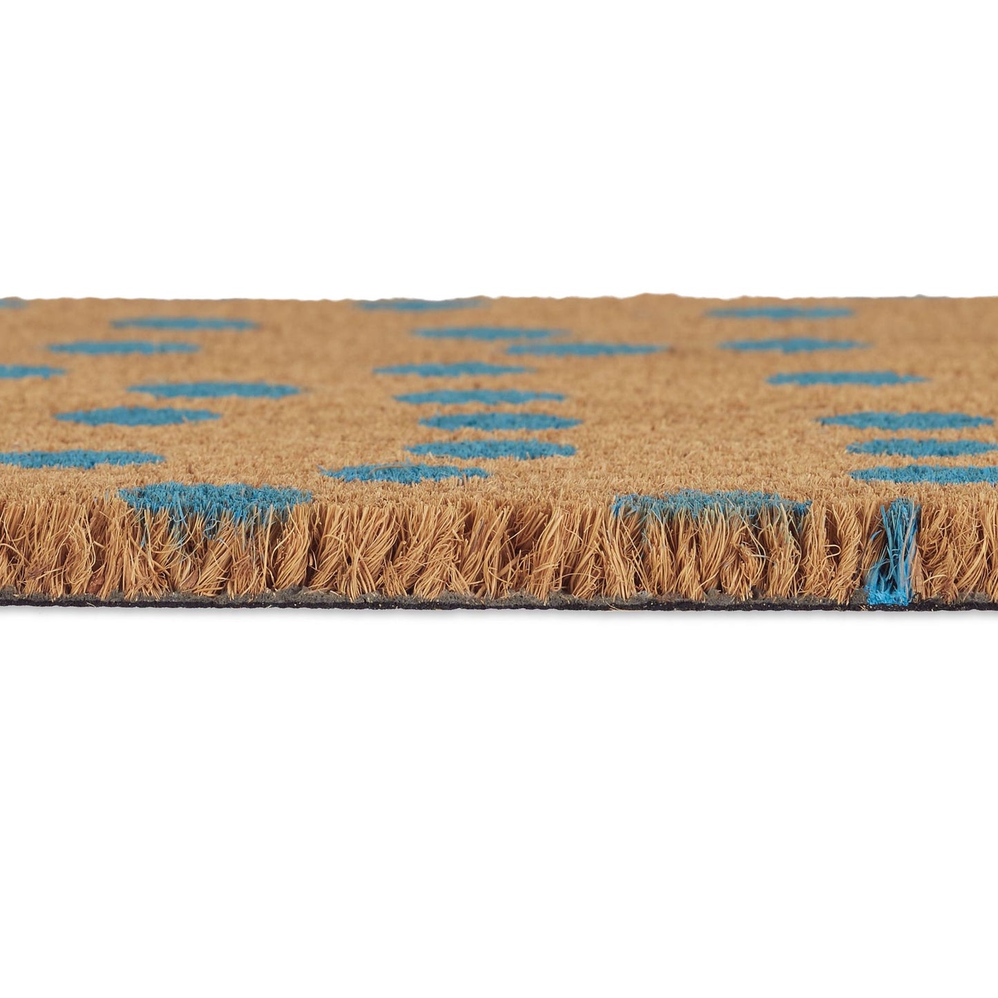 Dotted coconut fiber doormat