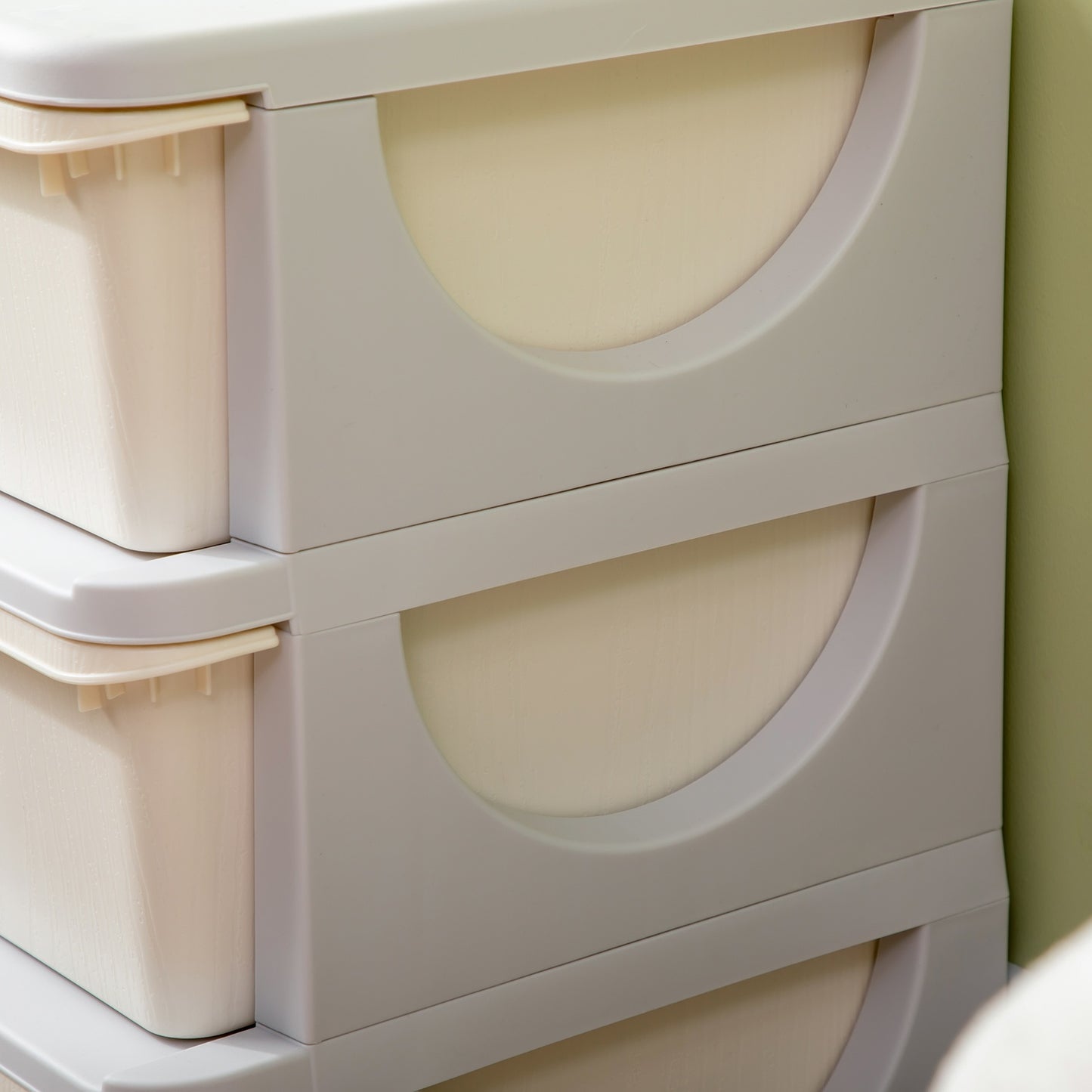 Chest of drawers for children - Toy arrangement, 3 levels