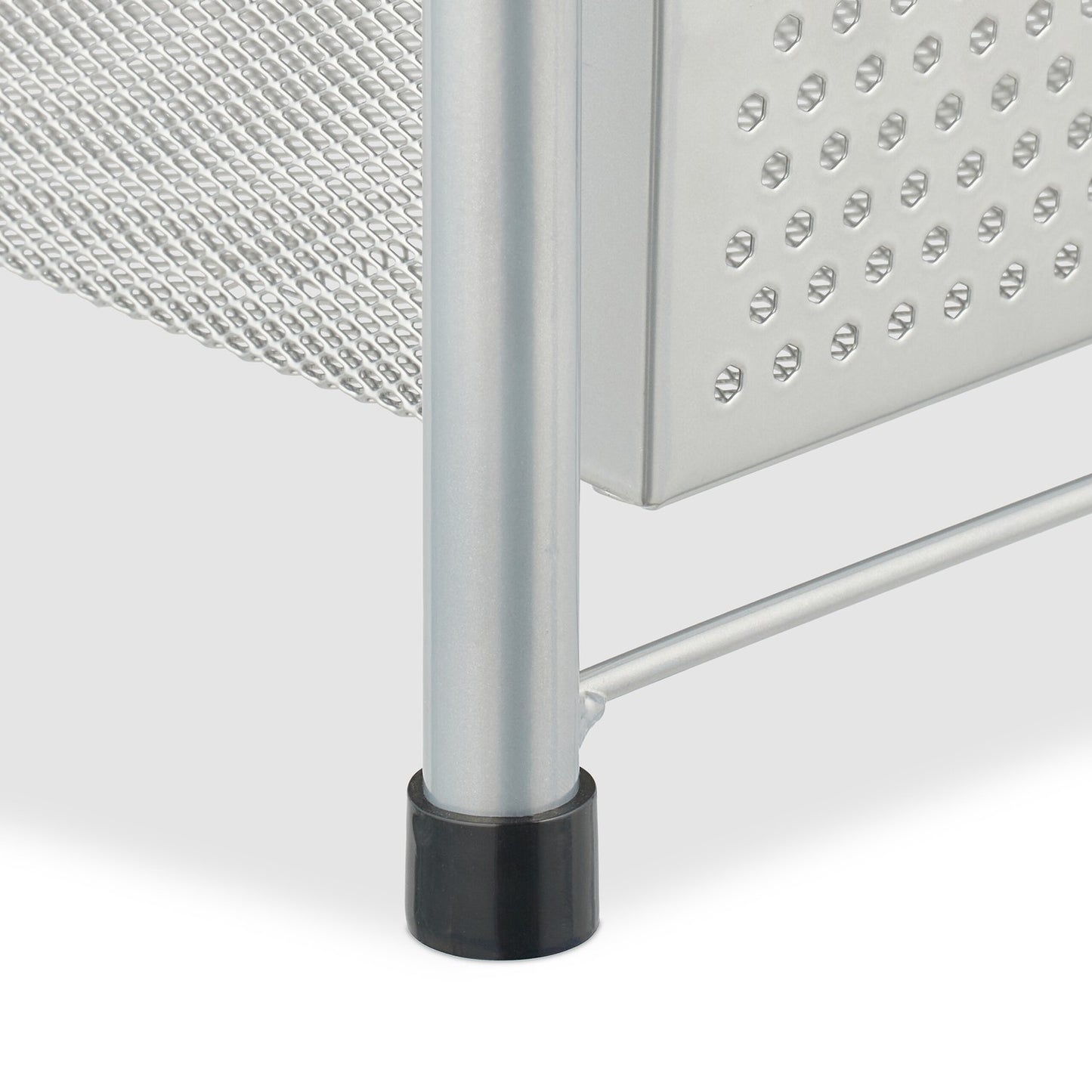 Drawer shelf with 3 pull-out baskets