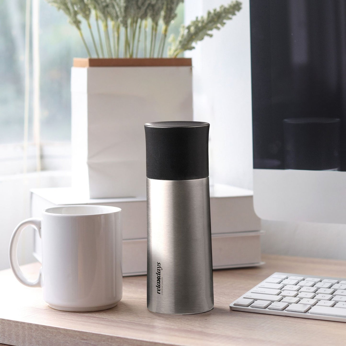 Drinking bottle 300 ml in stainless steel with mug