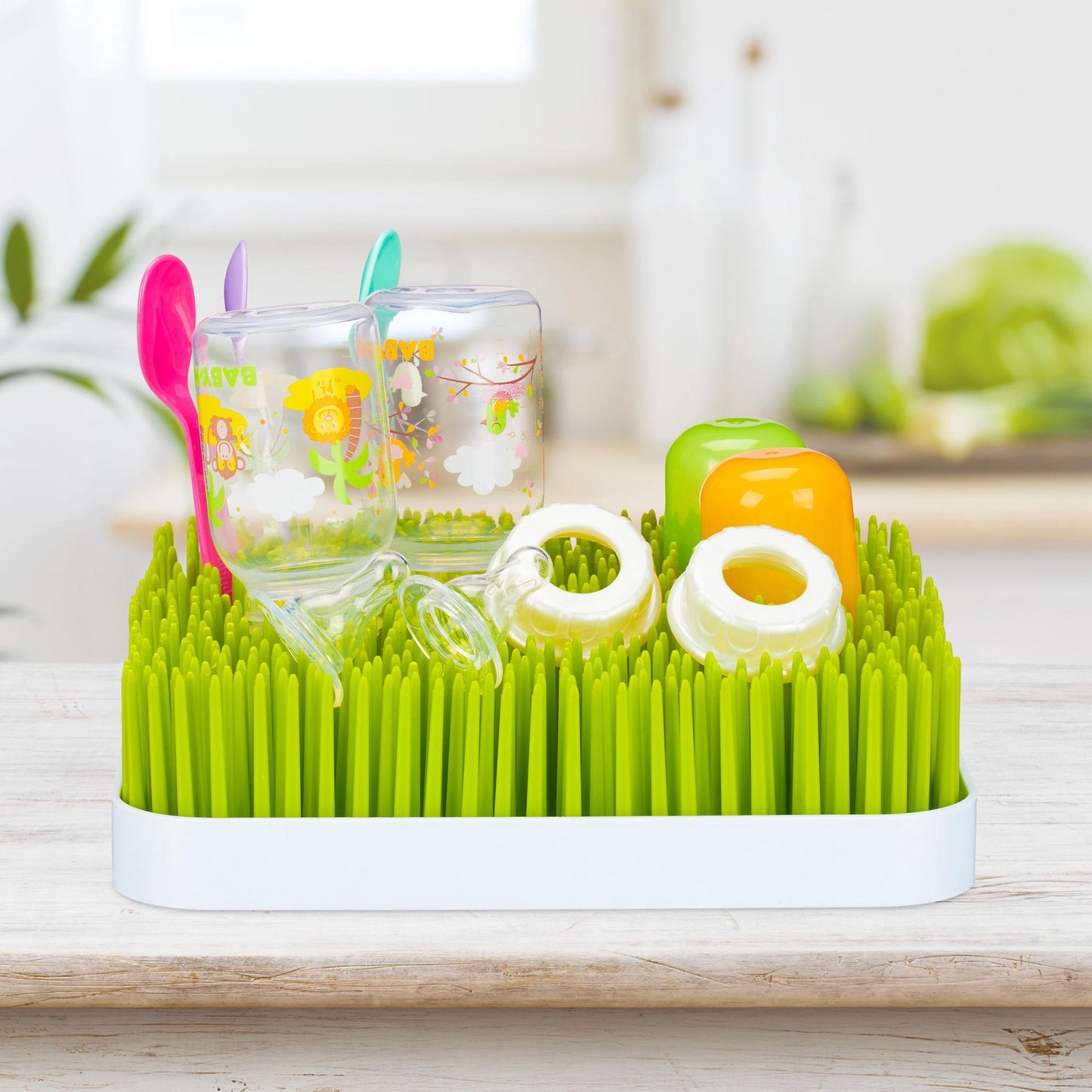 Dropper stand for baby bottle