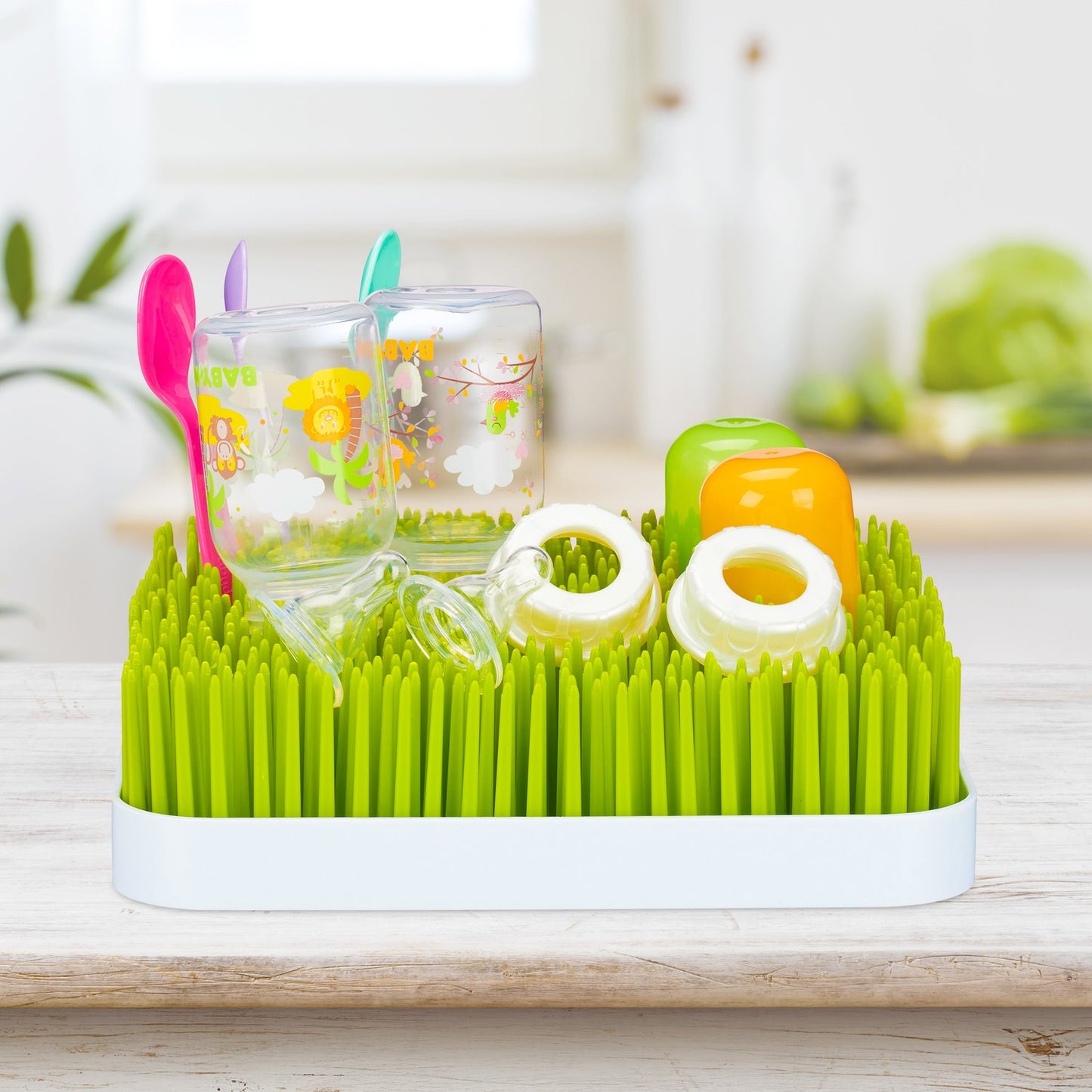 Dropper stand for baby bottle