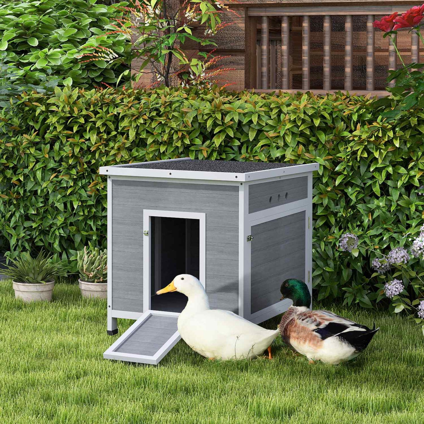 Duck House with Removable Roof and Floor, Fits 2-4 Ducks