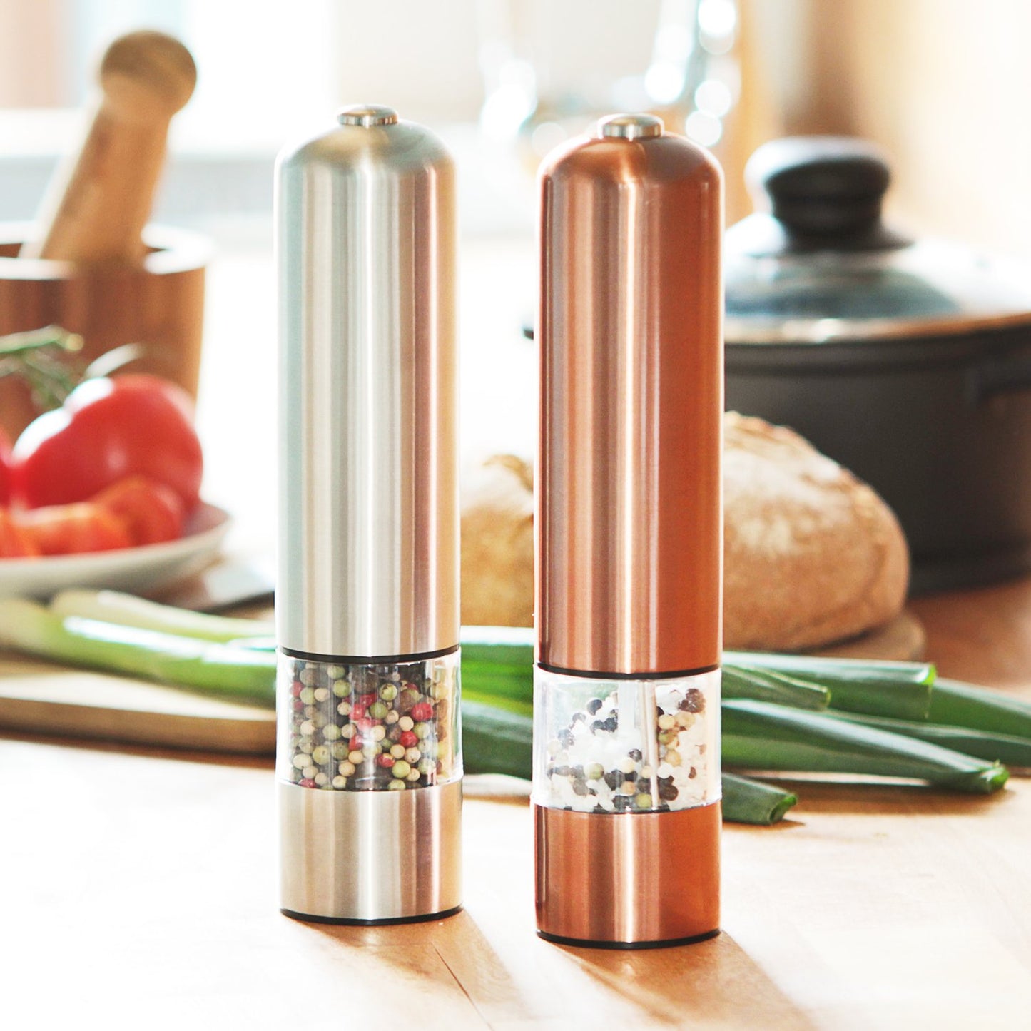 Electric pepper grinder in stainless steel