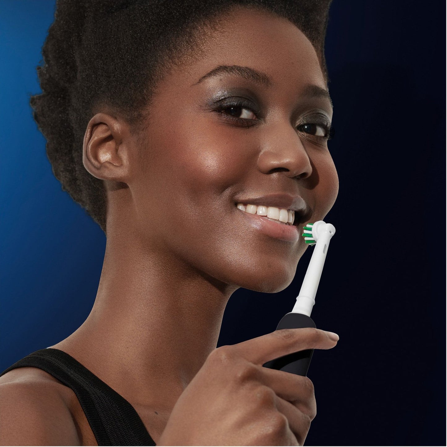 Electric toothbrush Pro1 Black + Extra Refill