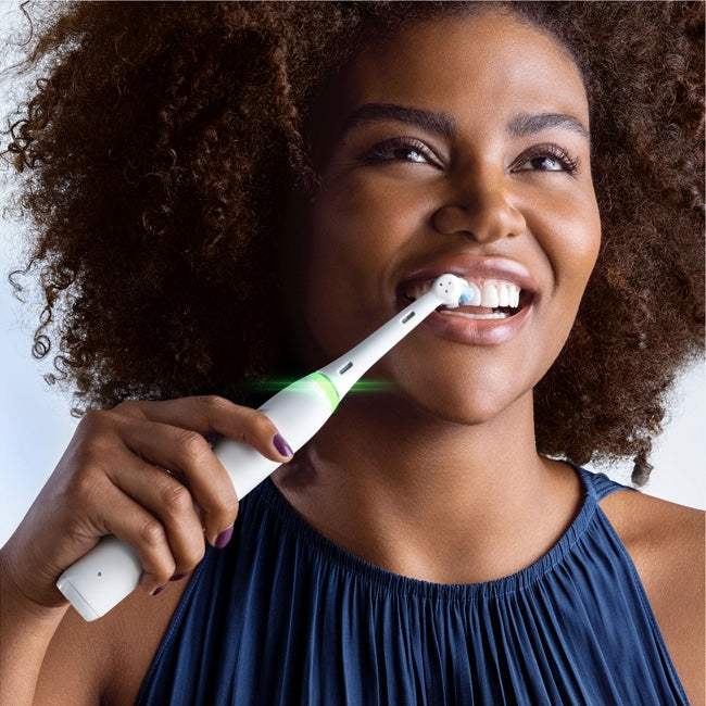 Electric toothbrush iO5s Quite White