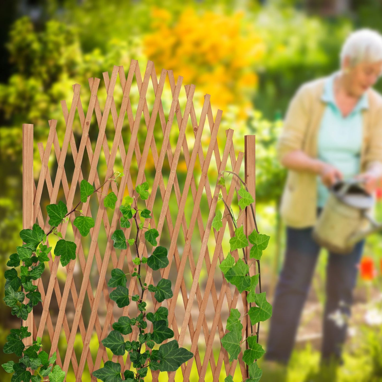 Extendable wooden climbing support