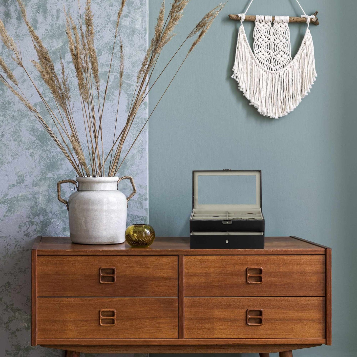 Eyeglass storage for 12 pairs