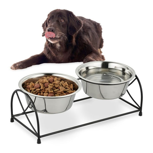 Feeding station for dogs
