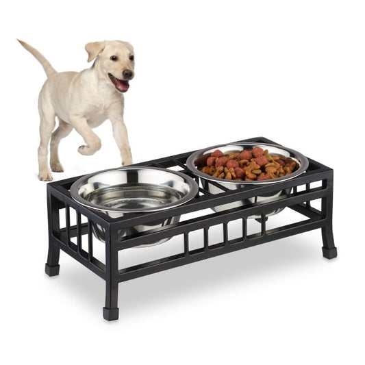 Feeding station for dogs