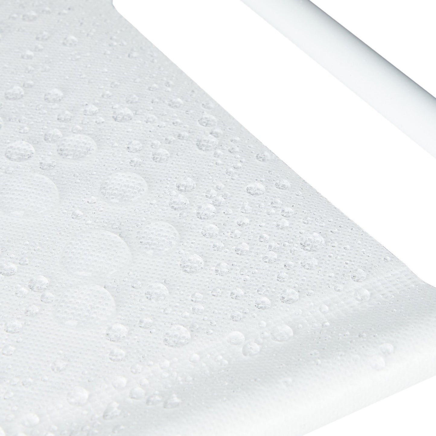 Feeding station for dogs can be raised and lowered