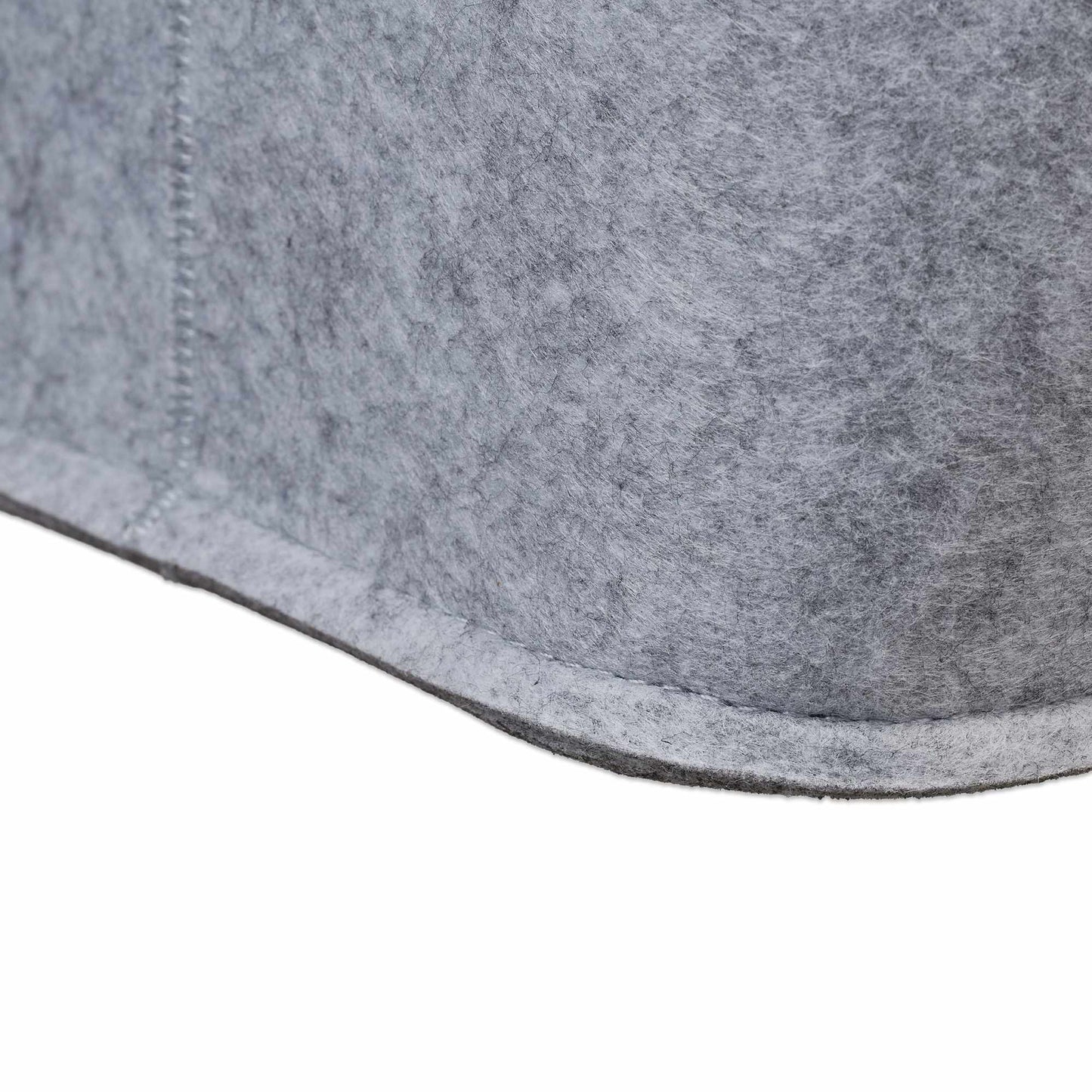 Felt bag with wooden handles
