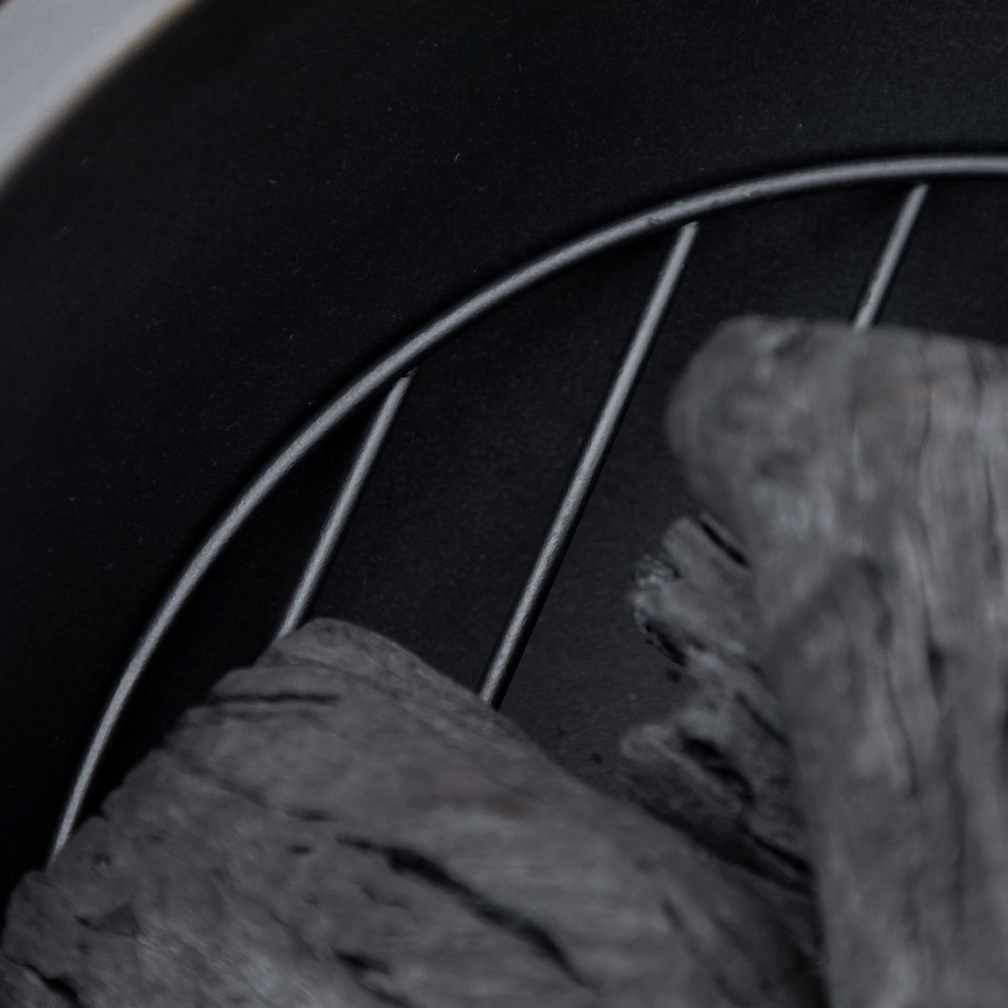 Steel Fire Pit Bowl with lid & poker for garden camping