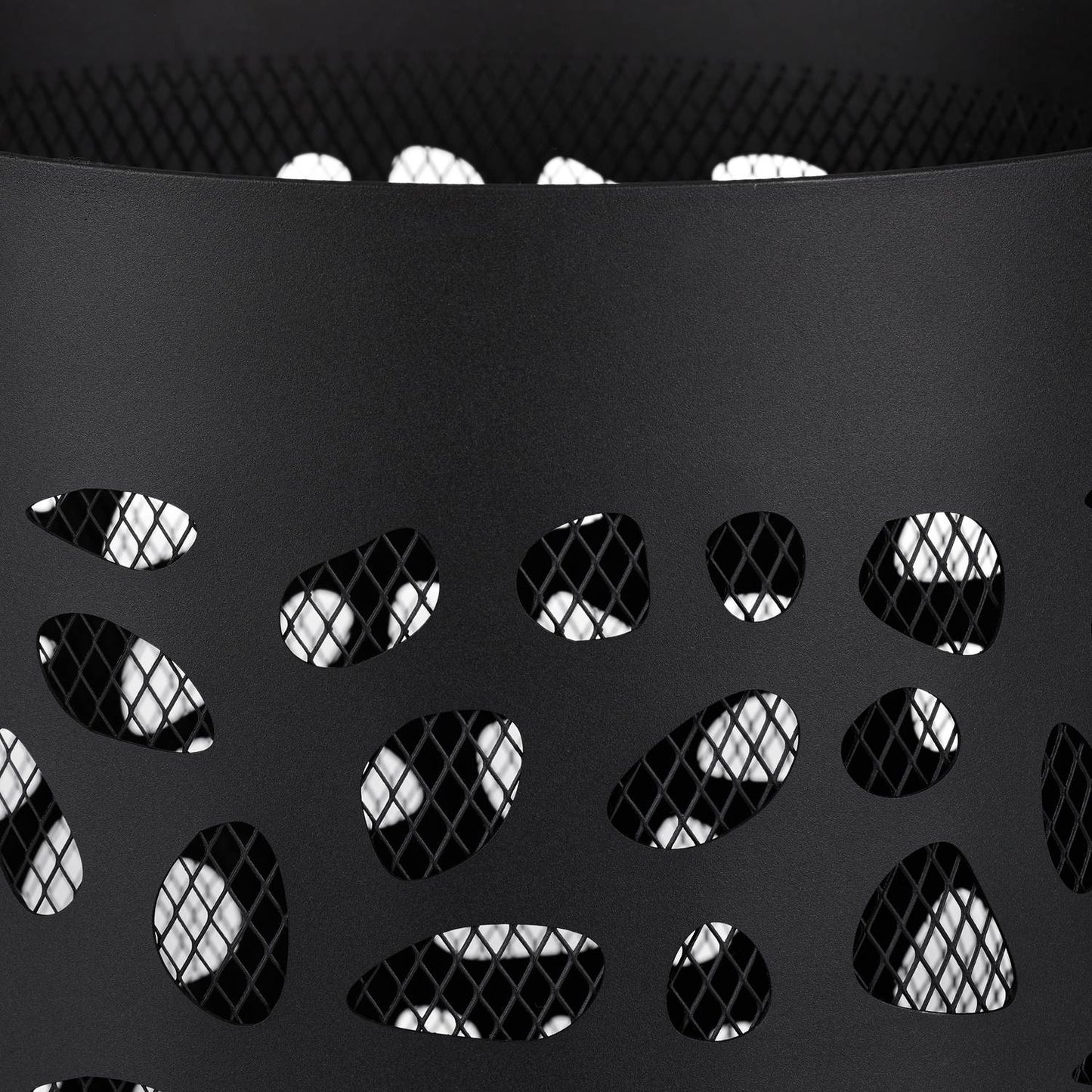 Fire barrel with spark protection