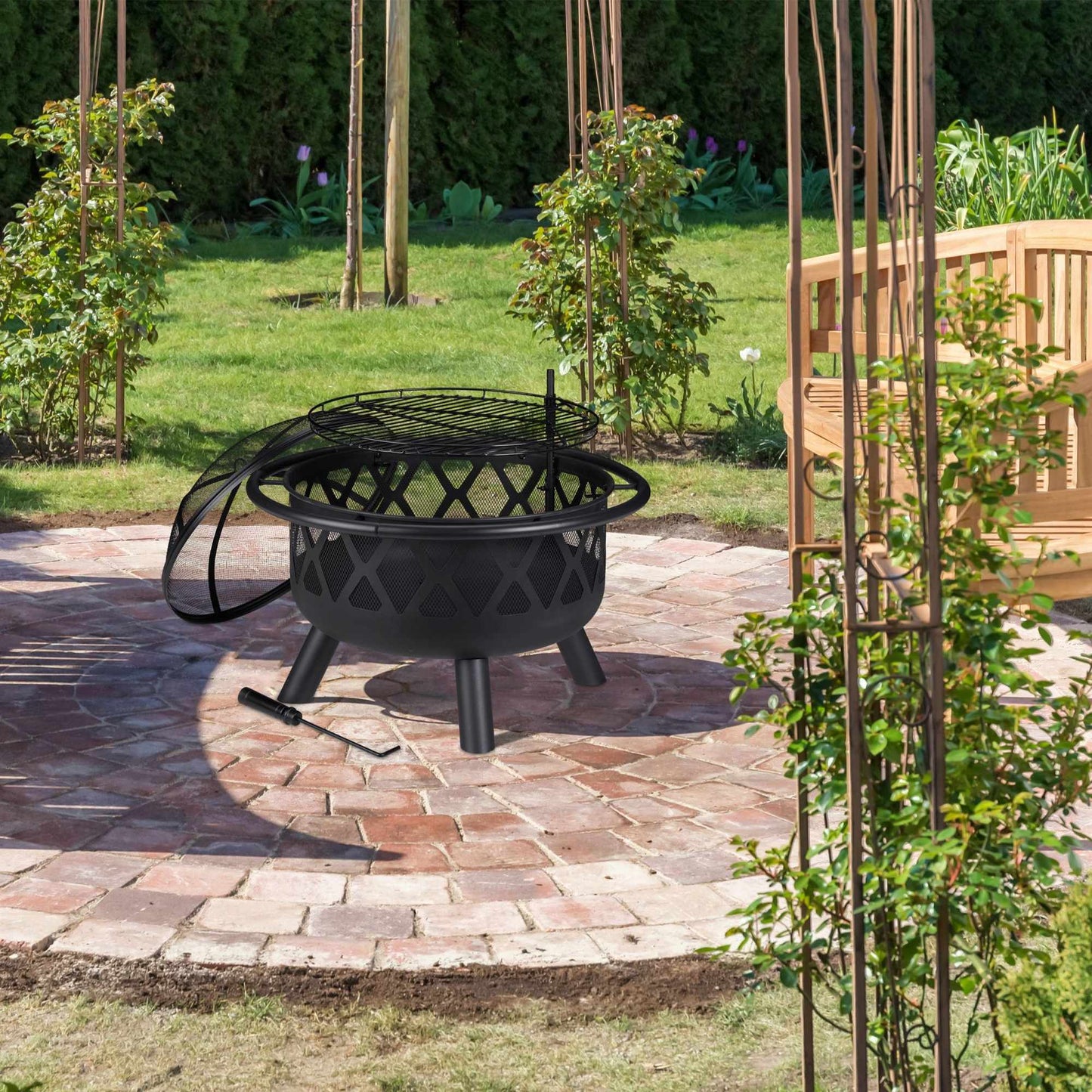 Fireplace with grill grate and spark guard