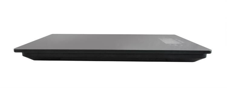 Flat kitchen scale