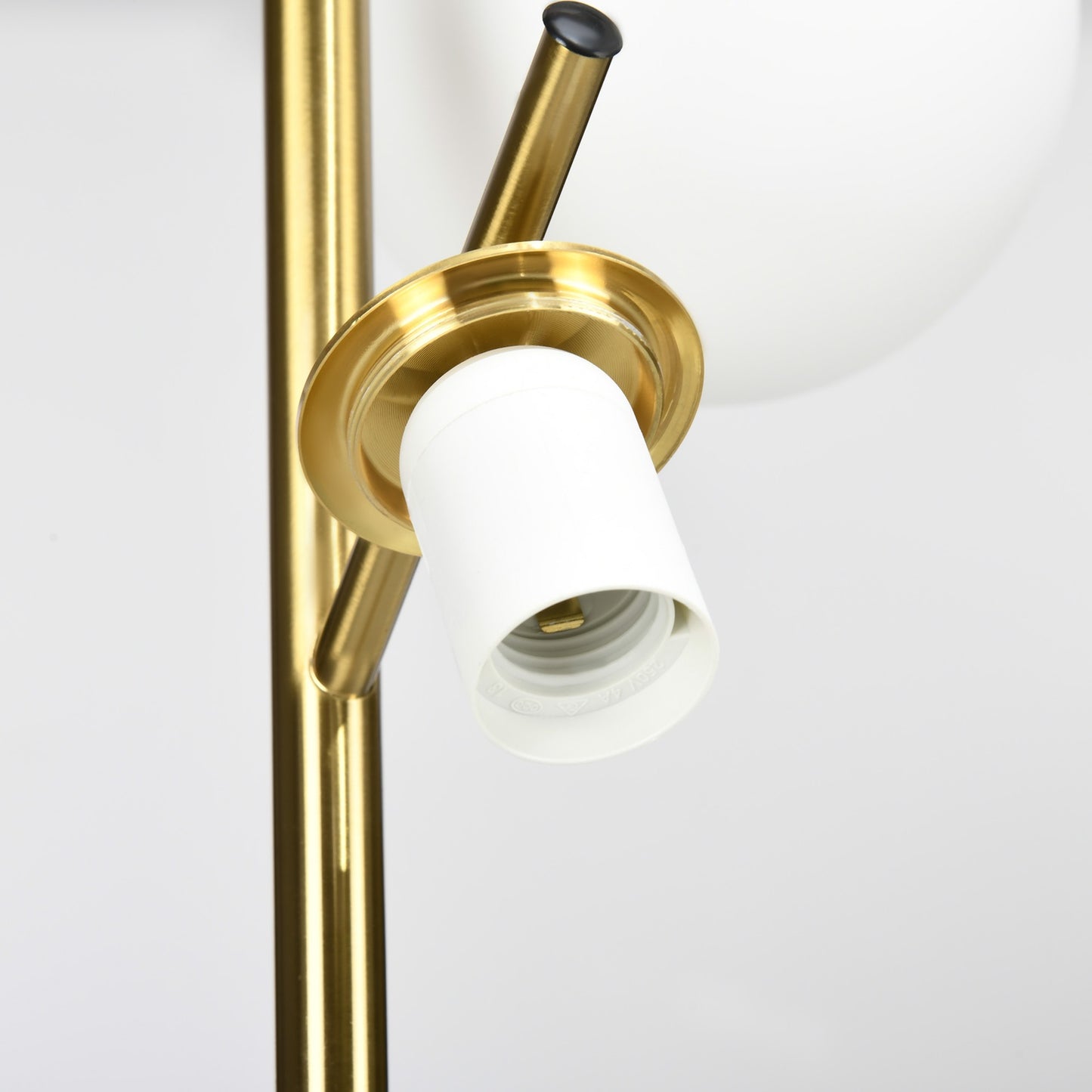 Floor lamp with E27 base, 3 glass shades, 169 cm