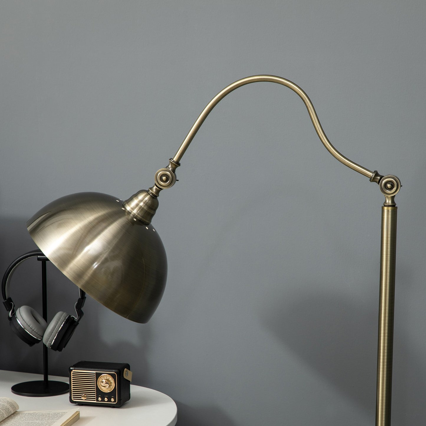 Retro Arc floor lamp - adjustable E27 brass finish
