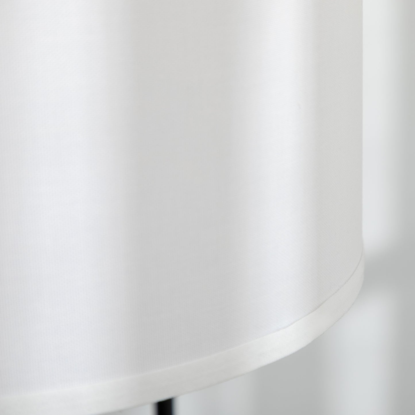 Modern black metal floor lamp with lampshade, 180 cm cord