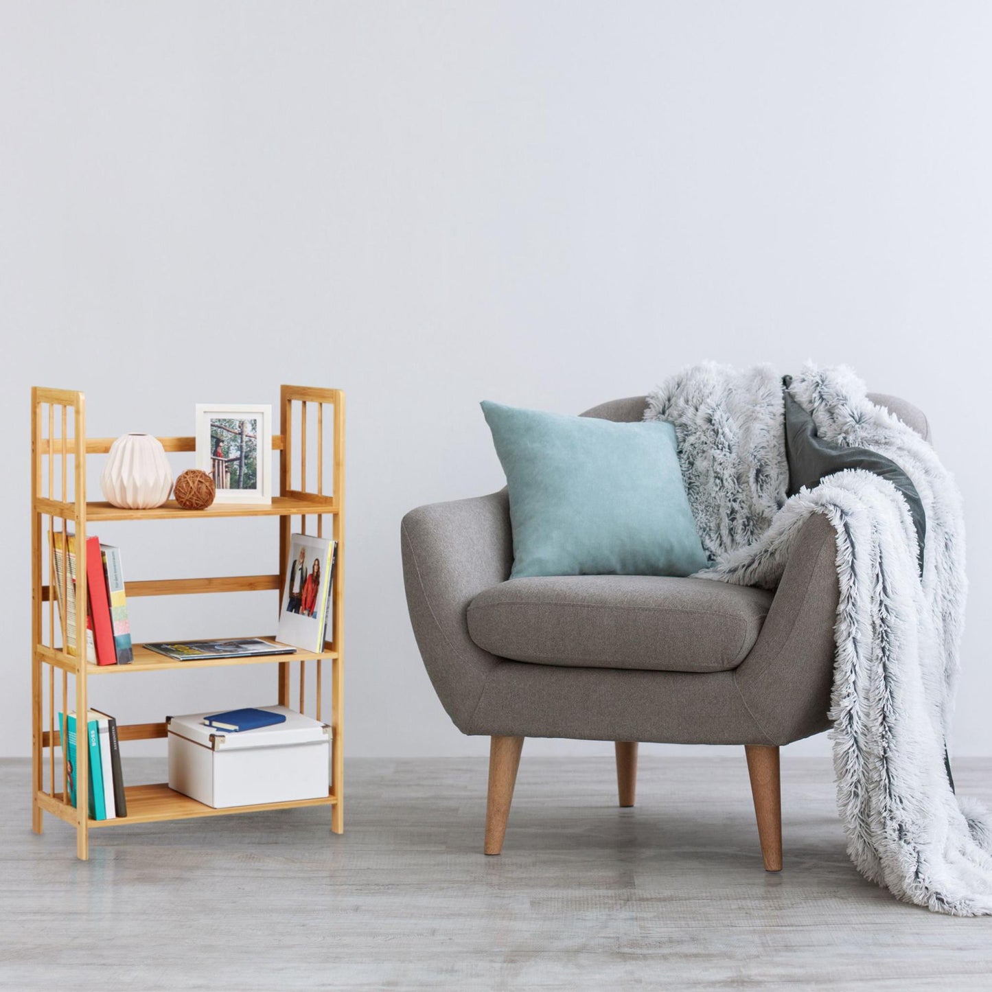 Floor shelf bamboo