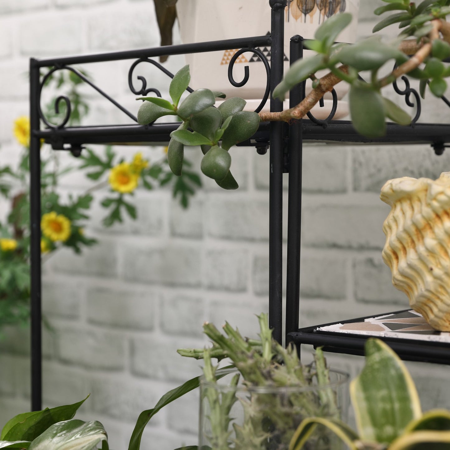 Folding flower stand in metal with ceramic plates, 4 steps