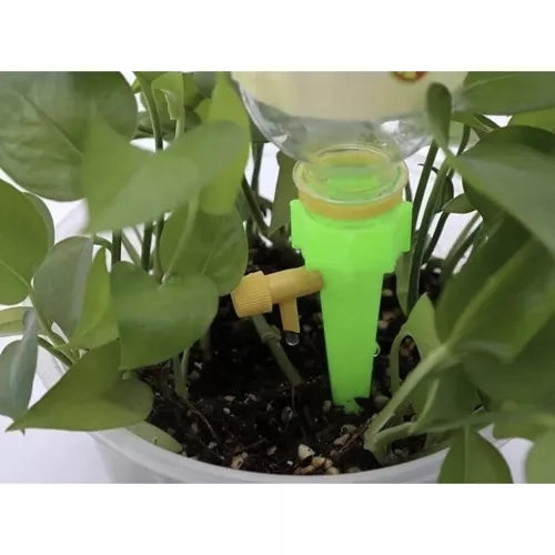Flower pot waterer 23486