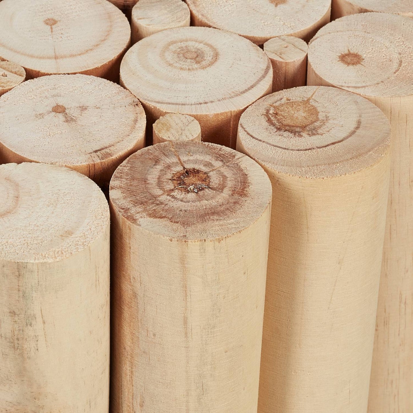 Flower stool in natural design