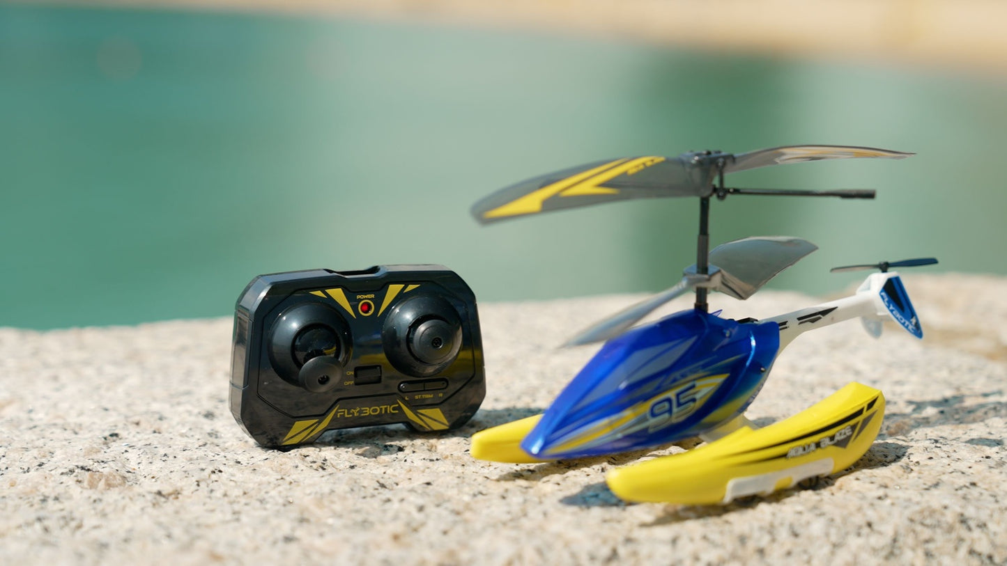 Flybotic Radio Control Helicopter Aqua Blaze, 22Cm