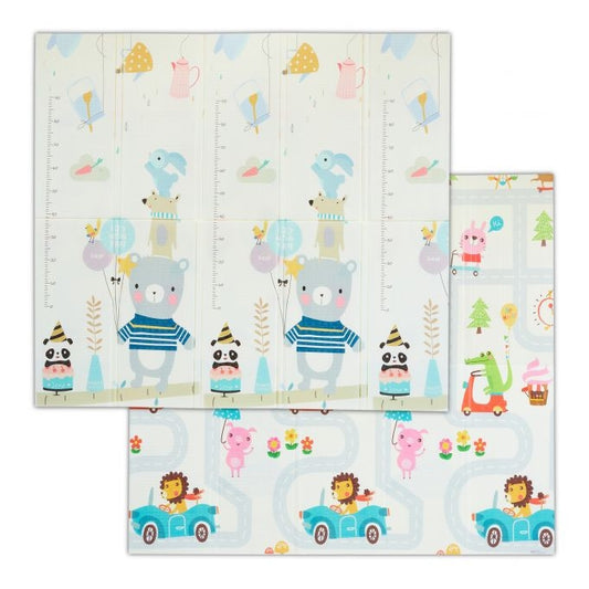Foldable play mat with animal motifs