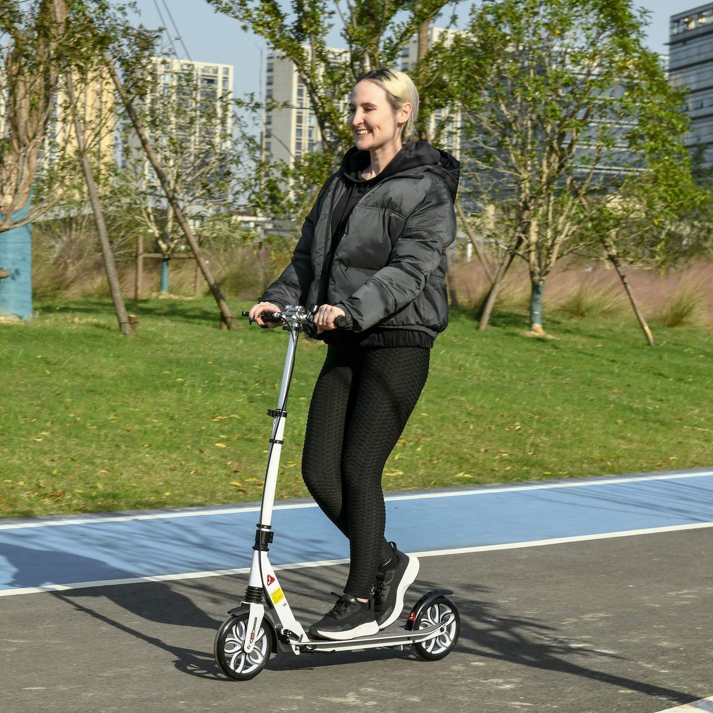 Folding scooter for teenagers and adults, 200 mm wheels, adjustable height