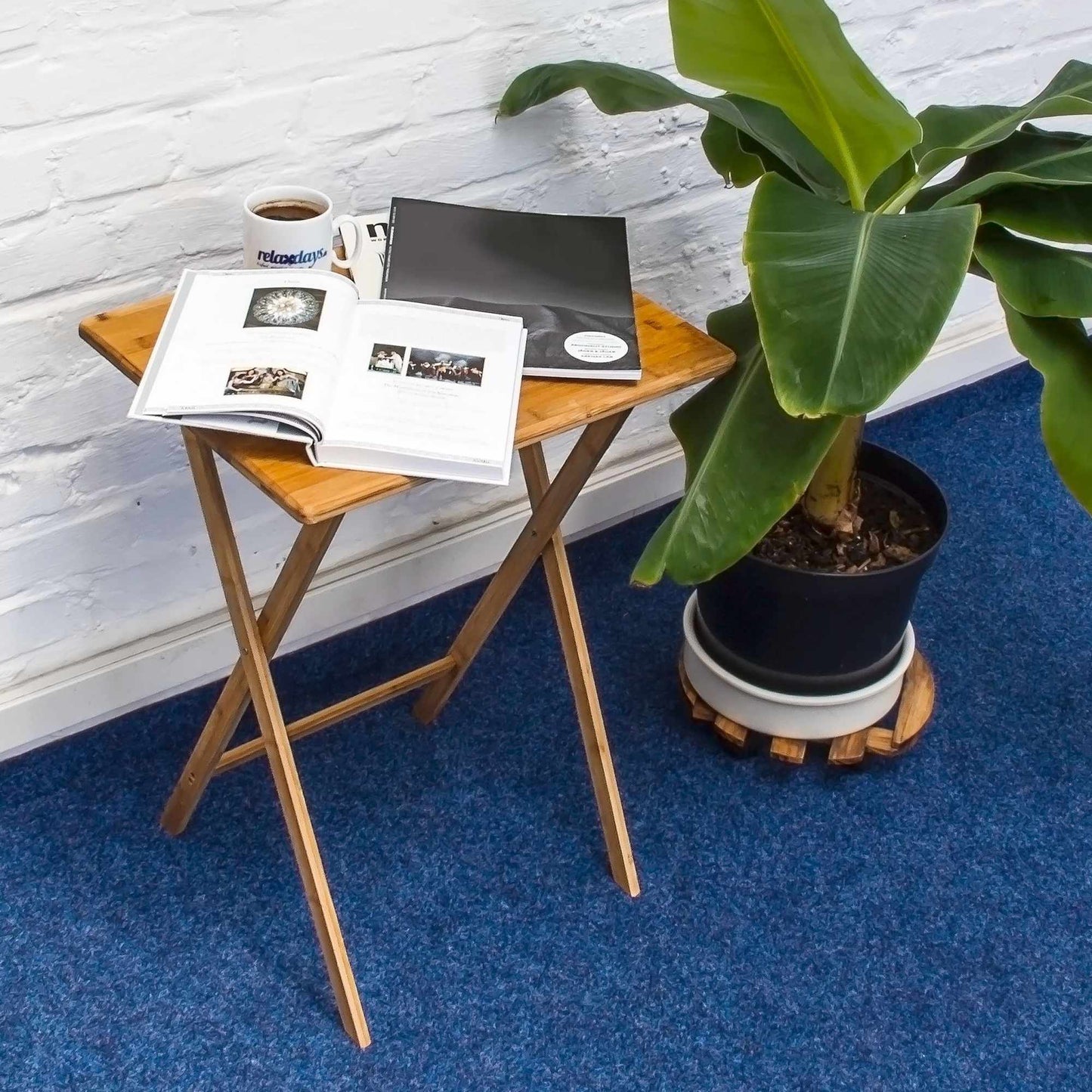 Folding side table in bamboo