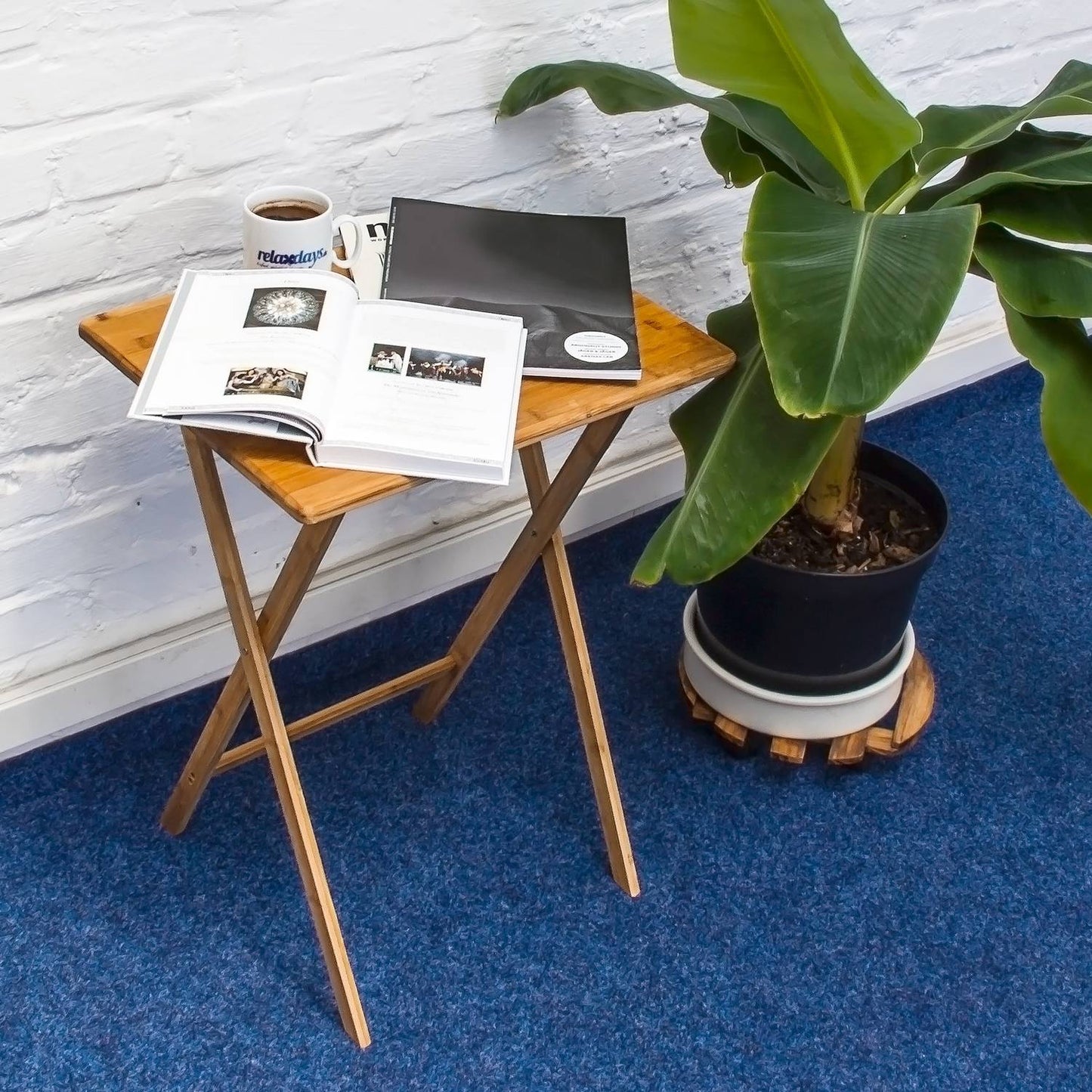 Folding side table in bamboo
